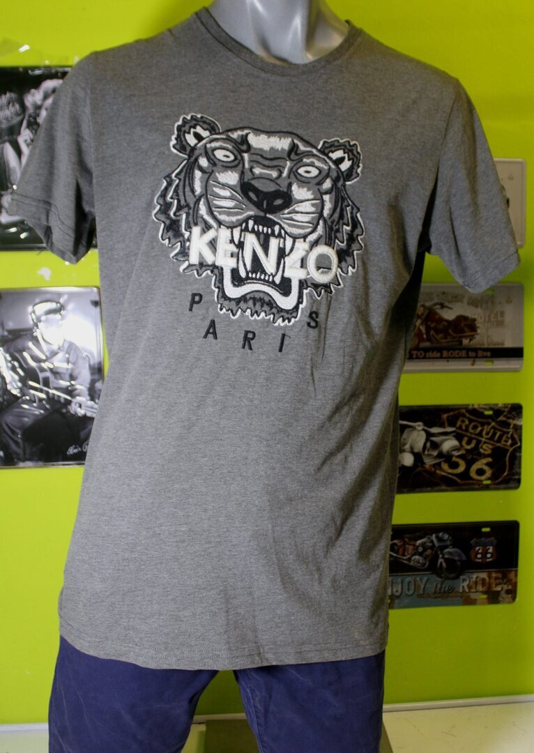 Kenzo camiseta de manga corta en muy buen estado talla XXL color gris