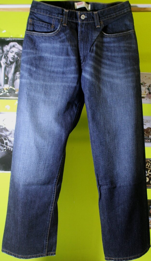 Levis 569 TALLA 31 azul oscuro muy buen estado 